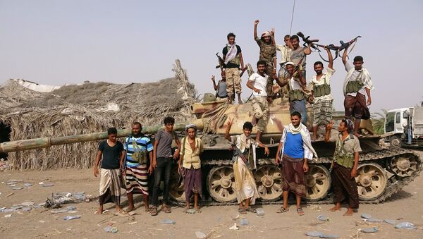 قوات تابعة للجيش اليمني بالقرب من الحديدة - سبوتنيك عربي
