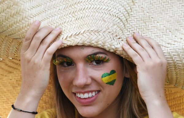مشجعة برازيلية - سبوتنيك عربي