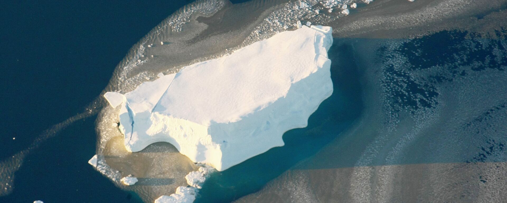 جبل جليدي  - سبوتنيك عربي, 1920, 03.07.2022