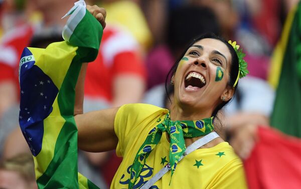 مشجعات المنتخب البرازيلي في كأس العالم 2018 - سبوتنيك عربي