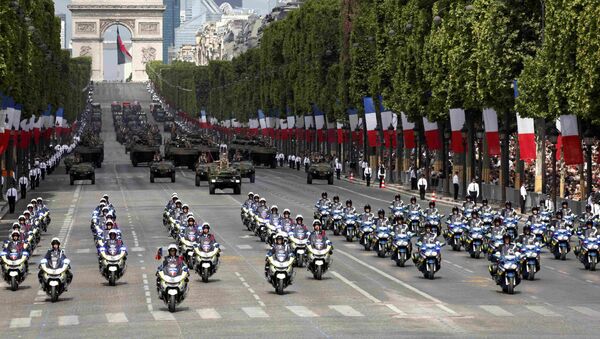 العرض العرض العسكري للعيد الوطني الفرنسي - سبوتنيك عربي