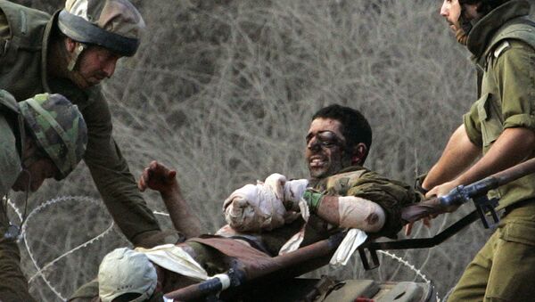 جندي إسرائيلي جريح بعد استهداف حزب الله في حرب تموز 2006 - سبوتنيك عربي