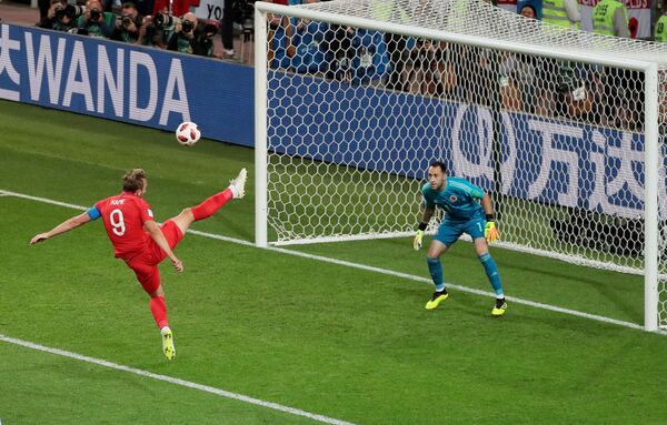 مهاجم المنتخب الإنجليزي هاري كين - توج كهداف للبطولة بعد تسجيله لـ 6 أهداف - سبوتنيك عربي