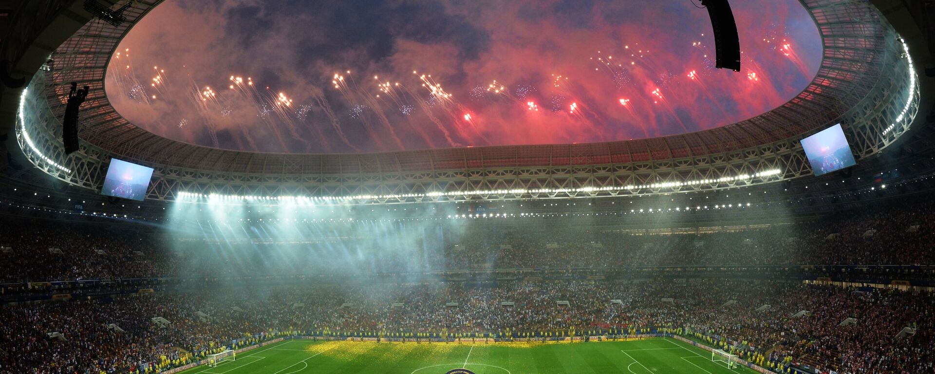 ألعاب نارية بمناسبة ختام بطولة كأس العالم فيفا لكرة القدم روسيا 2018 في ملعب لوجنيكي في موسكو - سبوتنيك عربي, 1920, 10.09.2022