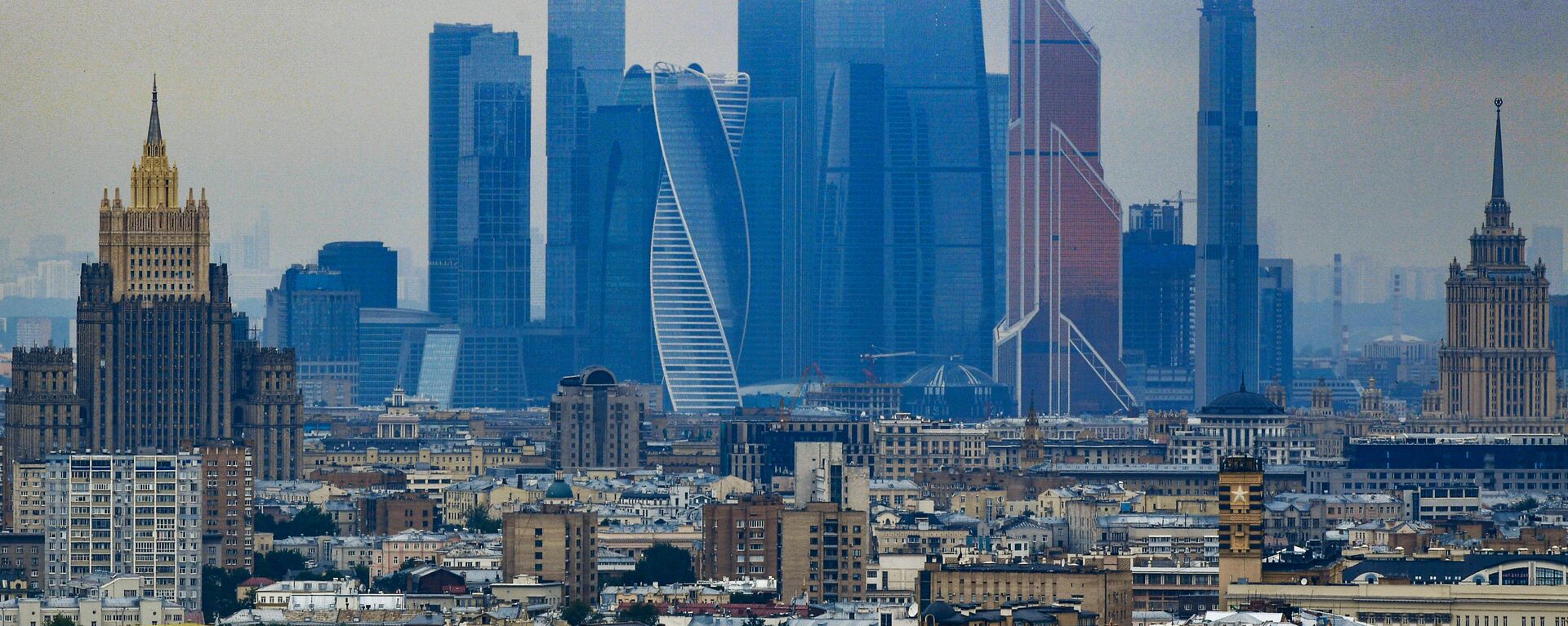 مشهد يطل على مدينة موسكو - المجمع التجاري موسكو سيتي - سبوتنيك عربي, 1920, 07.05.2022