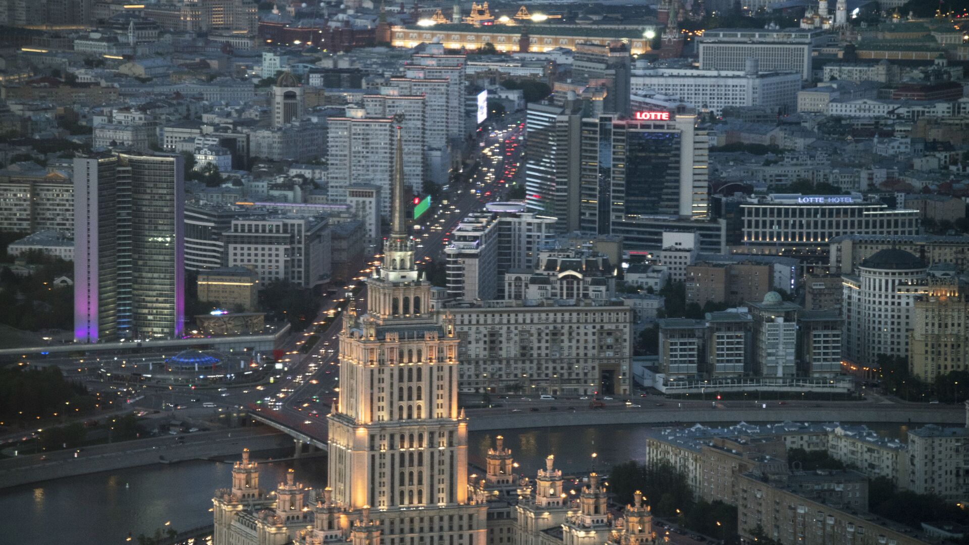 مشهد يطل على مدينة موسكو - المجمع التجاري موسكو - سيتي، برج فيديراتسيا فوستوك - سبوتنيك عربي, 1920, 30.11.2021