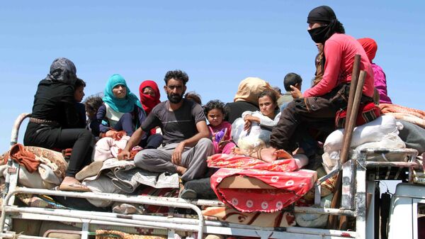  عودة 16 ألف عائلة مُهجّرة لبلداتها شرقي درعا خلال يومين - سبوتنيك عربي
