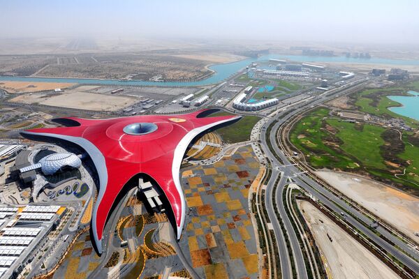 مدينة الملاهي Ferrari World في أبو ظبي، الإمارات العربية المتحدة - سبوتنيك عربي