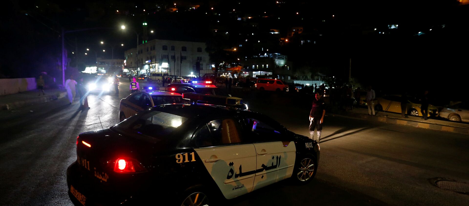 الأمن الأردني في مدينة السلط بعد عملية مداهمة لوكر إرهابيين مشتبهين في تنفيذ تفجير في الفحيص - سبوتنيك عربي, 1920, 11.08.2018