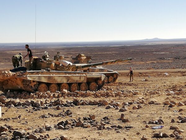 الجيش السوري يقتحم جيب داعش الأخير ببادية السويداء.. والتنظيم قيد الانهيار الجيش السوري يقتحم جيب داعش الأخير ببادية السويداء.. والتنظيم قيد الانهيار - سبوتنيك عربي