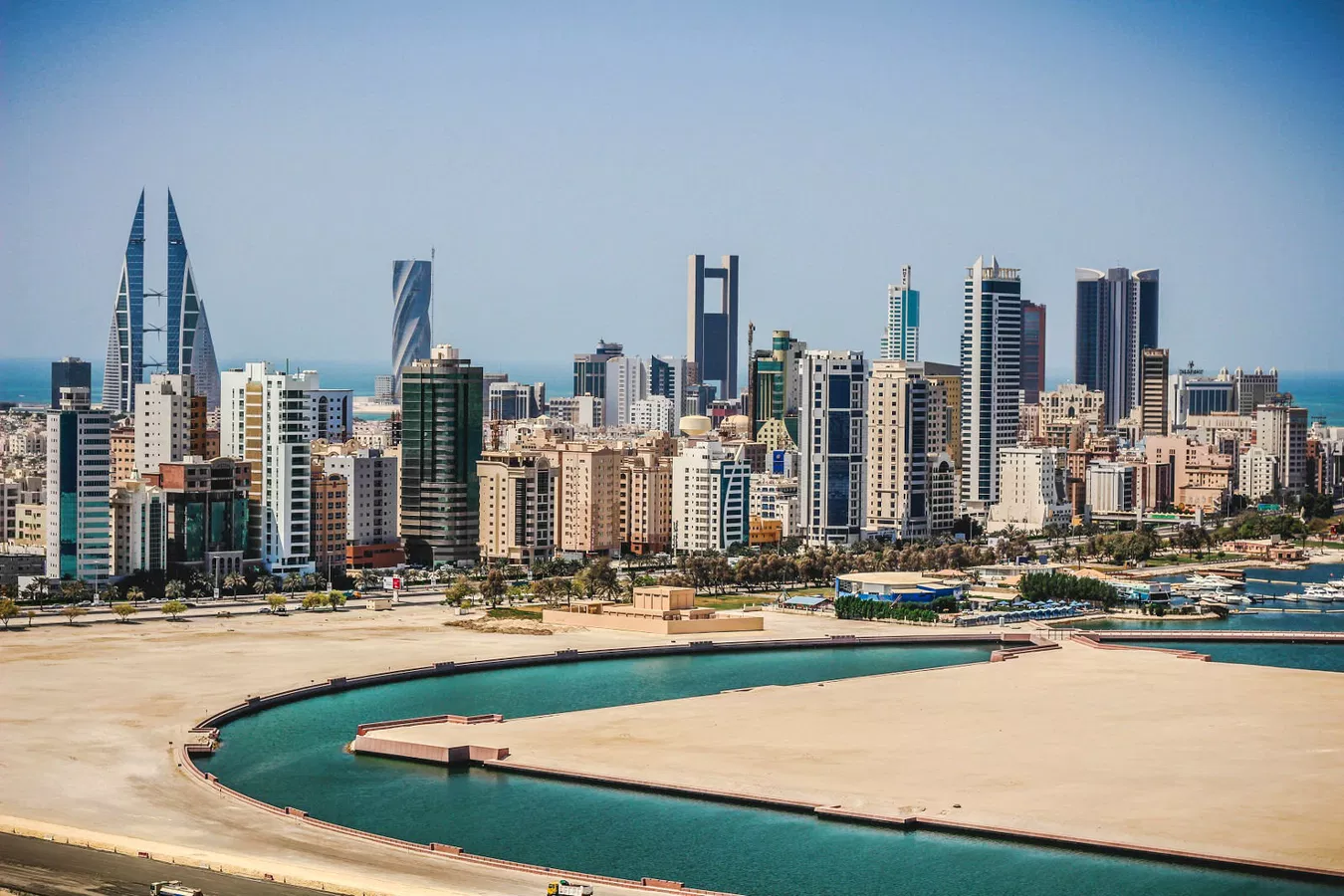 صندوق سعودي يستثمر 5 مليارات دولار في البحرين وتفعيل تكامل سياحي