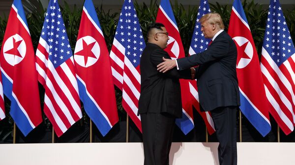 زعيم كوريا الشمالية كيم جونغ أون والرئيس الأمريكي دونالد ترامب - سبوتنيك عربي
