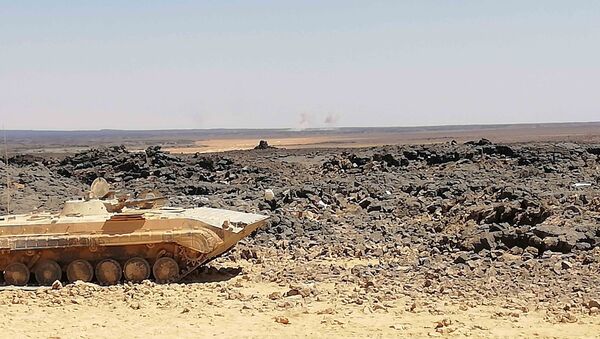 سلاحا الجو والمدفعية يسحقان داعش والبازلت يبطىء تقدم الجيش السوري بتلول الصفا - سبوتنيك عربي