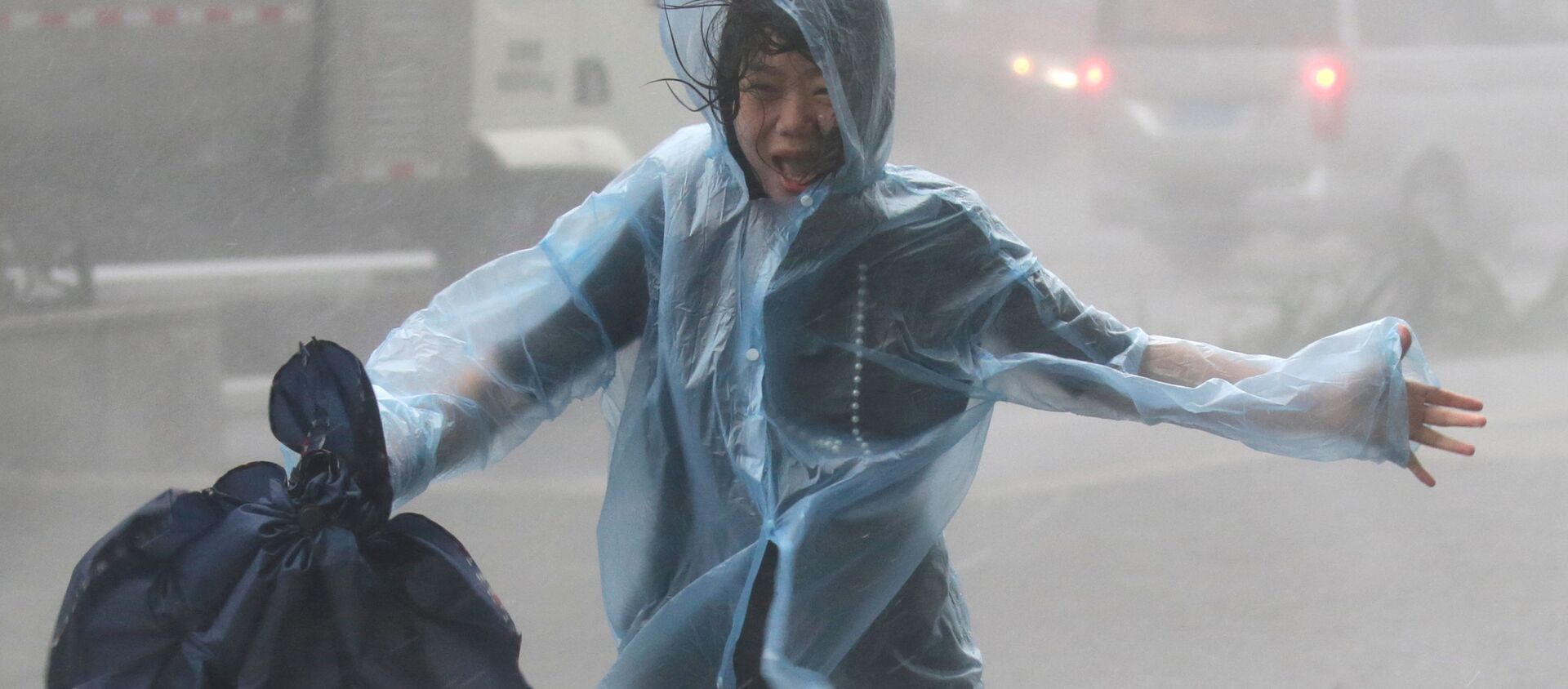  إعصار مانكوت في هونغ كونغ، الصين 16 سبتمبر/ أيلول 2018 - سبوتنيك عربي, 1920, 06.08.2021