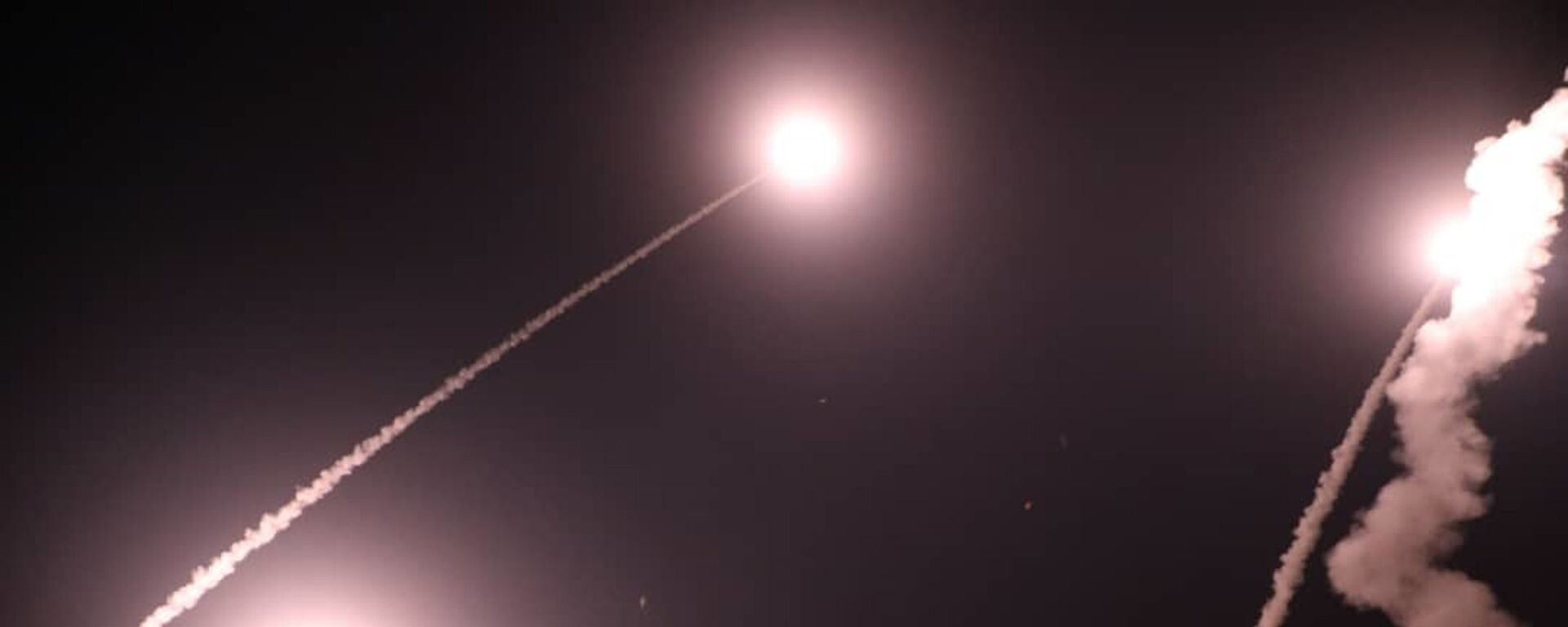 الصواريخ الباليستية الحرس الثوري التي استهدفت مجموعات إرهابية في البوكمال السورية - سبوتنيك عربي, 1920, 16.01.2024