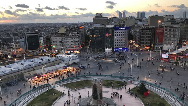 مشهد لساحة التقسيم في اسطنبول، تركيا (صورة أرشيفية) - سبوتنيك عربي