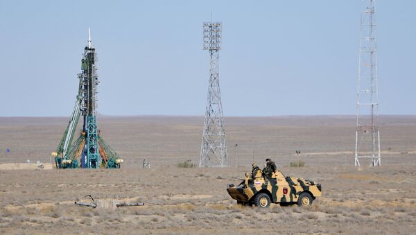 هبوط طاقم سويوز إم إس-10 في كازاخستان - سبوتنيك عربي