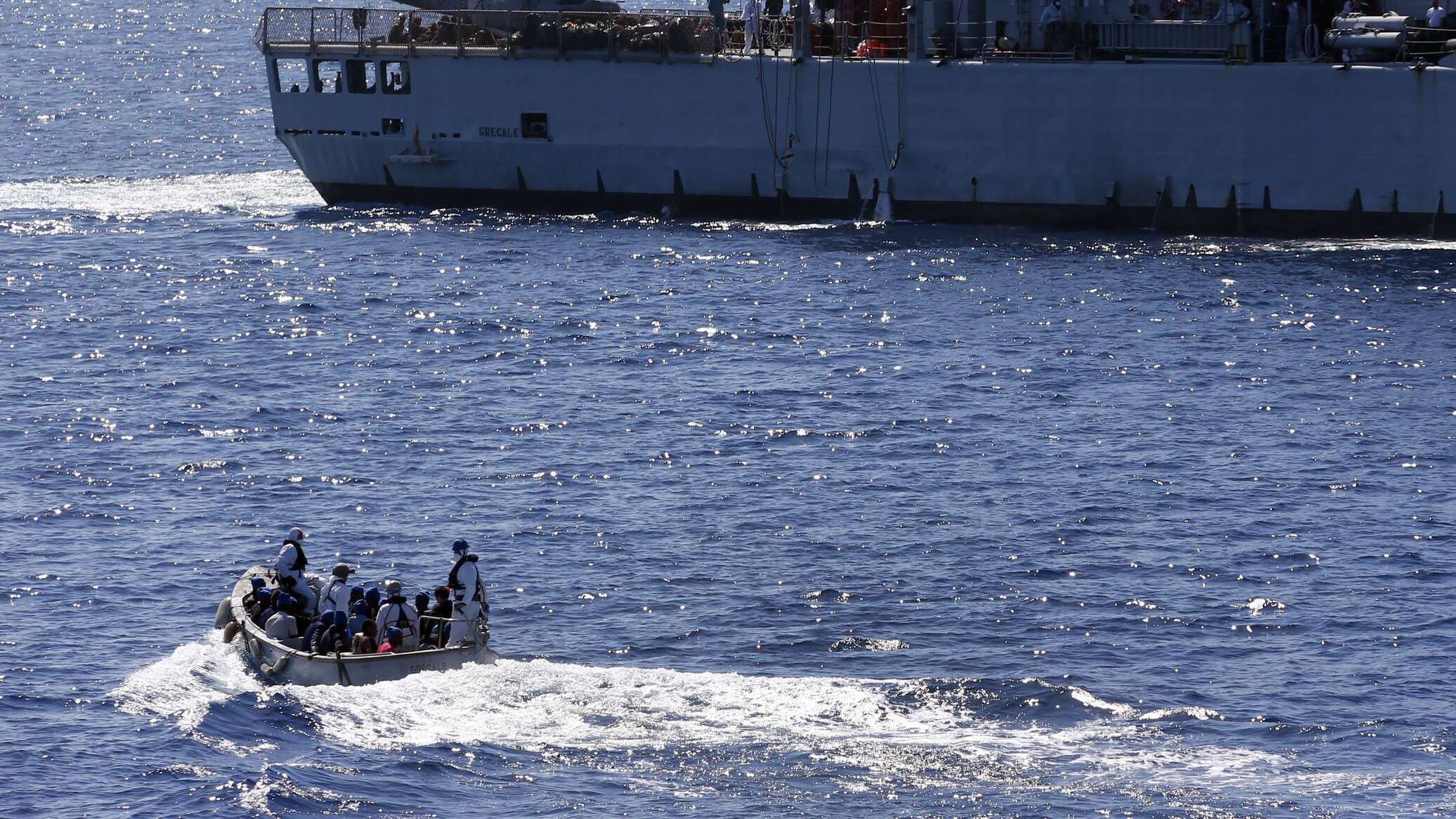غرق 61 مهاجرا قبالة شواطئ ليبيا