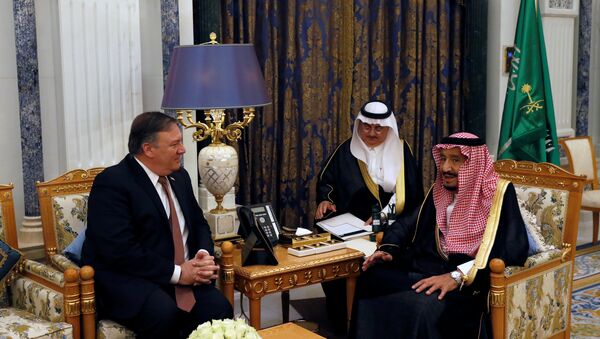 العاهل السعودي الملك سلمان بن عبدالعزيز يلتقي اليوم الثلاثاء، 16 أكتوبر/تشرين الأول، وزير الخارجية الأمريكي مايك بومبيو، في الرياض - سبوتنيك عربي