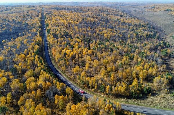 الطريق السريع ينيسي في إقليم كراسنويارسك الروسي - سبوتنيك عربي