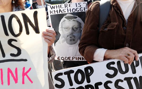 تظاهرة أمام البيت الأبيض تطالب بفرض عقوبات فورية على السعودية بسبب خاشقجي - سبوتنيك عربي