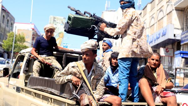 قوات الجيش الحكومية في مدينة تعز، اليمن 6 أكتوبر/ تشرين الأول 2018 - سبوتنيك عربي