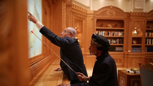 سلطان عمان قابوس بن سعيد ورئيس وزراء إسرائيل بنيامين نتنياهو - سبوتنيك عربي