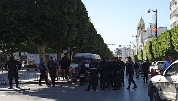 موقع الانفجار وسط العاصمة تونس، تونس 29 أكتوبر/ تشرين الأول 2018 - سبوتنيك عربي