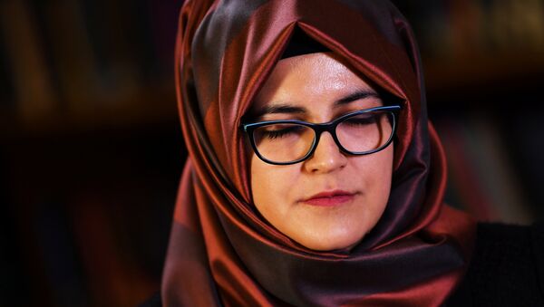 خديجة جنكيز خطيبة الصحفي السعودي جمال خاشقجي في حوارها مع رويترز، 29 أكتوبر/تشرين الأول 2018 - سبوتنيك عربي