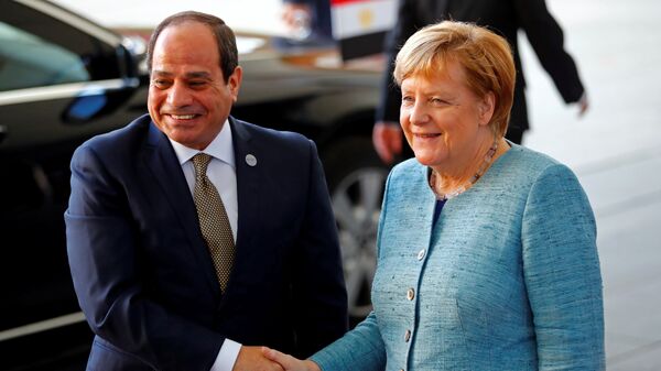 المستشارة الألمانية أنجيلا ميركل والرئيس المصري عبدالفتاح السيسي في برلين، ألمانيا 30 أكتوبر/ تشرين الأول 2018 - سبوتنيك عربي