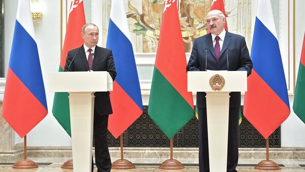 الرئيس البيلاروسي ألكسندر لوكاشينكو و الرئيس الروسي فلاديمير بوتين - سبوتنيك عربي