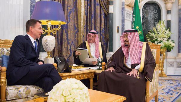 الملك سلمان بن عبد العزيز يستقبل وزير الخارجية البريطاني جيرمي هانت - سبوتنيك عربي