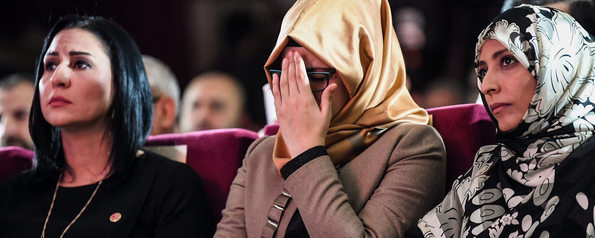  خديجة جنكيز، خطيبة الصحفي السعودي جمال خاشقجي، خلال حفل لتكريم الصحفي خاشقجي، 11 نوفمبر /تشرين الثاني 2018 - سبوتنيك عربي, 1920, 07.12.2021