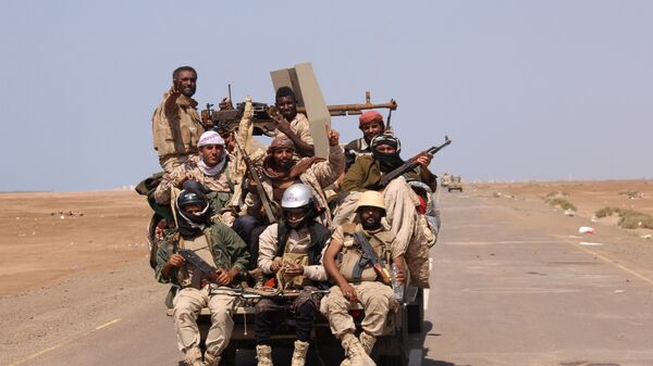 الجيش اليمني - القوات اليمنية بالقرب من ميدنة المخا، البحر الأحمر، اليمن 23 يناير/ كانون الثاني 2017 - سبوتنيك عربي