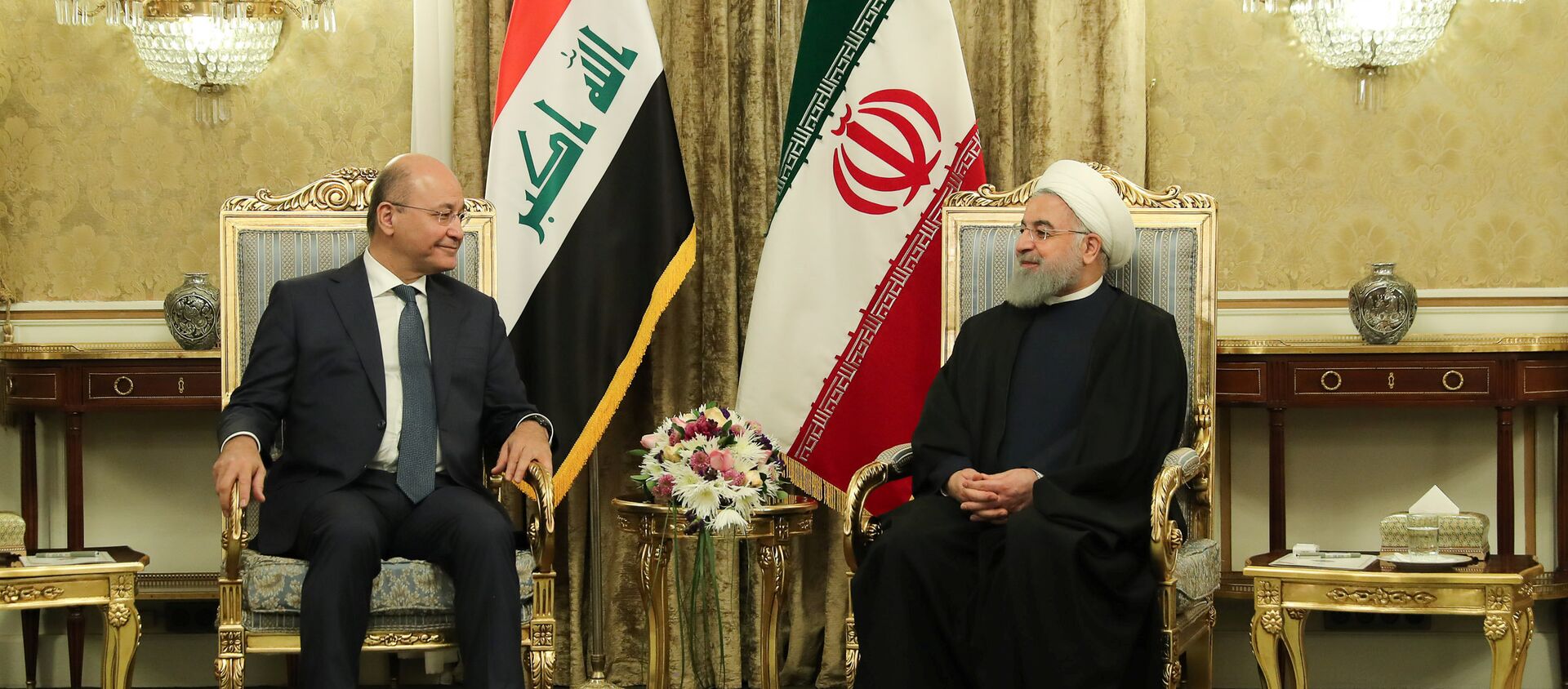  الرئيس الإيراني حسن روحاني يلتقي بالرئيس العراقي برهم صالح في طهران، 17 نوفمبر/ تشرين الثاني 2018 - سبوتنيك عربي, 1920, 22.04.2021