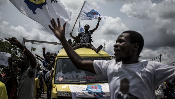 أنصار حزب جمهورية كونغو الديموقراطية المعارض مارتن فايولو في كينشاسا، الكونغو 21 نوفمبر/ تشرين الثاني 2018 - سبوتنيك عربي