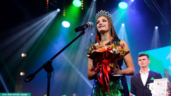 الفائزة في جائزة أجمل طالبة روسية - سبوتنيك عربي