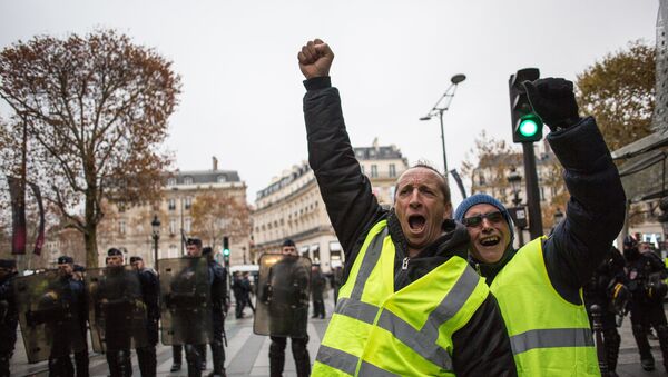 مواجهات بين الشرطة الفرنسية والمتظاهرين - سبوتنيك عربي