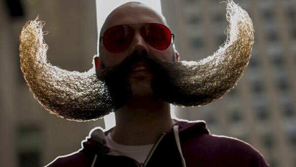 Участник чемпионата бород и усов в Нью-Йорке - سبوتنيك عربي