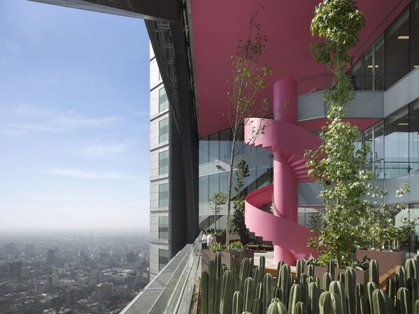 مشروع  معماري BBVA Bancomer Tower في المكسيك، الحاصل على جائزة RIBA AWARD for International Excellence - سبوتنيك عربي