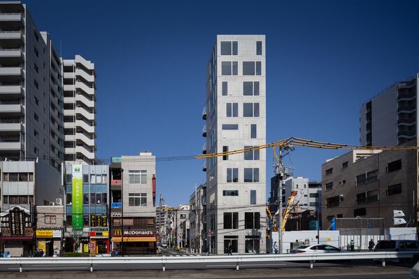 مشروع معماري Tatsumi Apartment House لإحدى الشقق في حي باليابان، الحاصل على جائزة RIBA AWARD for International Excellence - سبوتنيك عربي