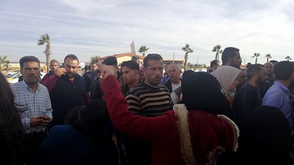 معبر نصيب يشهد عودة مئات السوريين من المخيمات الأردنية إلى درعا - سبوتنيك عربي