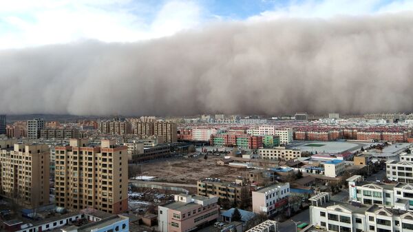 عاصفة ترابية في غانسو، الصين - سبوتنيك عربي