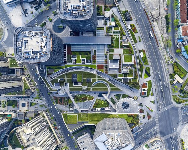 مشروع معماري  لمركز تجاري Shanghai Greenland Center في شنغهاي، الذي فاز في فئة المشروع الفائز لمباني التسوق المكتمل - سبوتنيك عربي