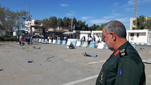 قتل ثلاثة أشخاص في هجوم نفذ بسيارة مفخخة في مدينة تشابهار الساحلية جنوب شرقي إيران، اليوم الخميس، بحسب وسائل إعلام إيرانية، 6 ديسمبر/ كانون الأول 2018 - سبوتنيك عربي