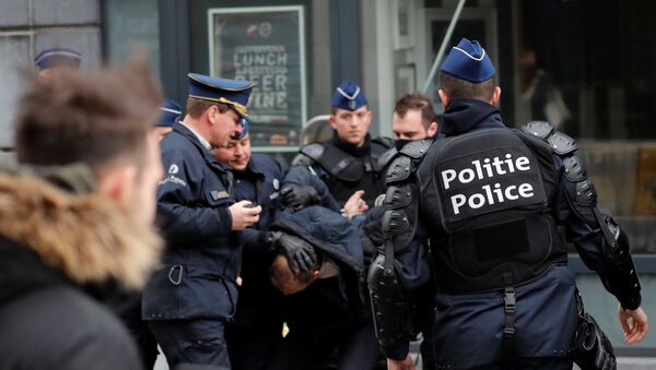 اعتقال متظاهري السترات الصفراء في بلجيكا - سبوتنيك عربي