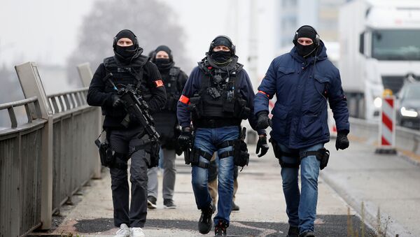 أحداث هجوم ستراسبورغ - الشرطة الفرنسية، قوات الأمن الخاصة، الحدود بين ألمانيا و فرنسا 12 ديسمبر/ كانون الأول 2018 - سبوتنيك عربي