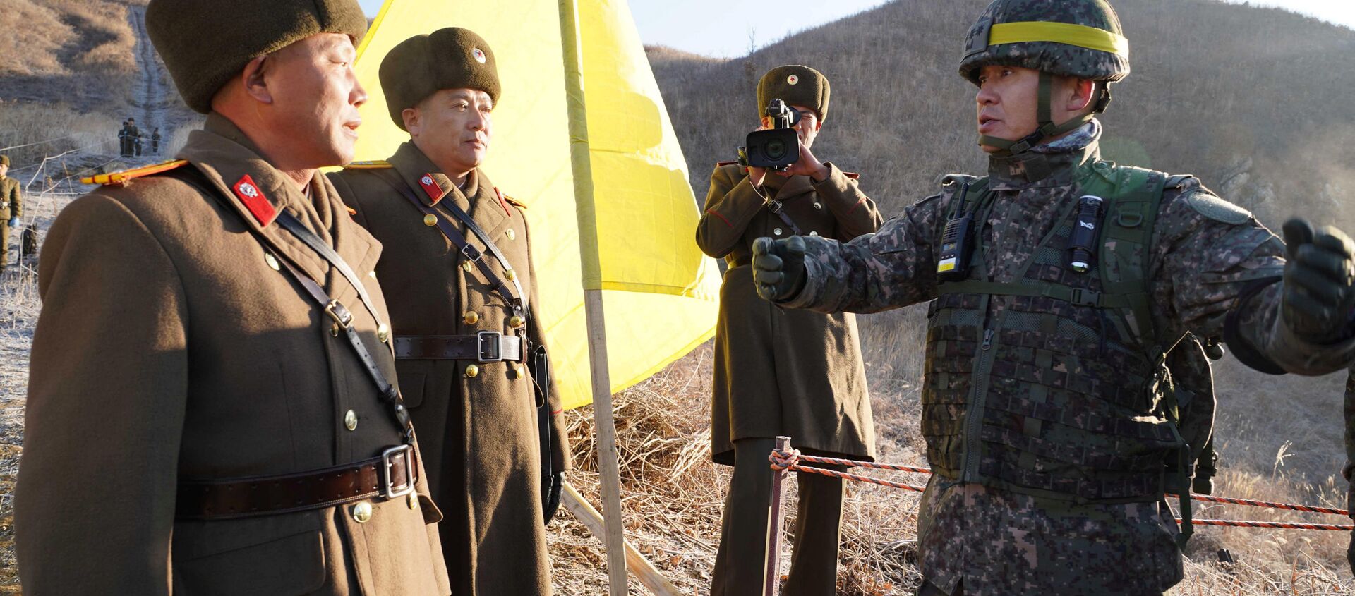 الحدود بين كوريا الجنوبية و كوريا الشمالية - الجنود - الجيش الكوري الجنوبي والشمالي، 12 ديسمبر/ كانون الأول 2018 - سبوتنيك عربي, 1920, 15.09.2021