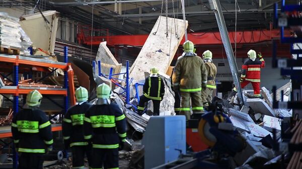 انهيار سقف مصنع قرب موسكو - سبوتنيك عربي