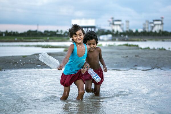 صورة للمصور فاردن أويان من بنغلادش، الفائزة في فئة التصوير أفضل صور للرحالة بين 15-18 عاما - سبوتنيك عربي